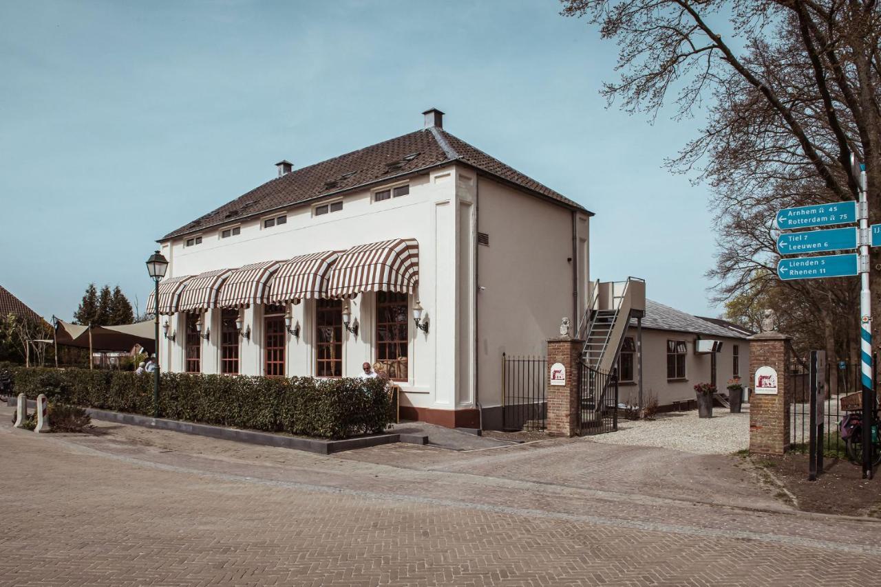 Boutique Hotel Restaurant Bal Echteld Exterior photo