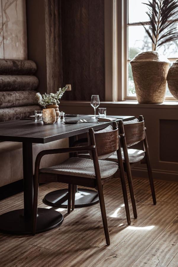 Boutique Hotel Restaurant Bal Echteld Exterior photo
